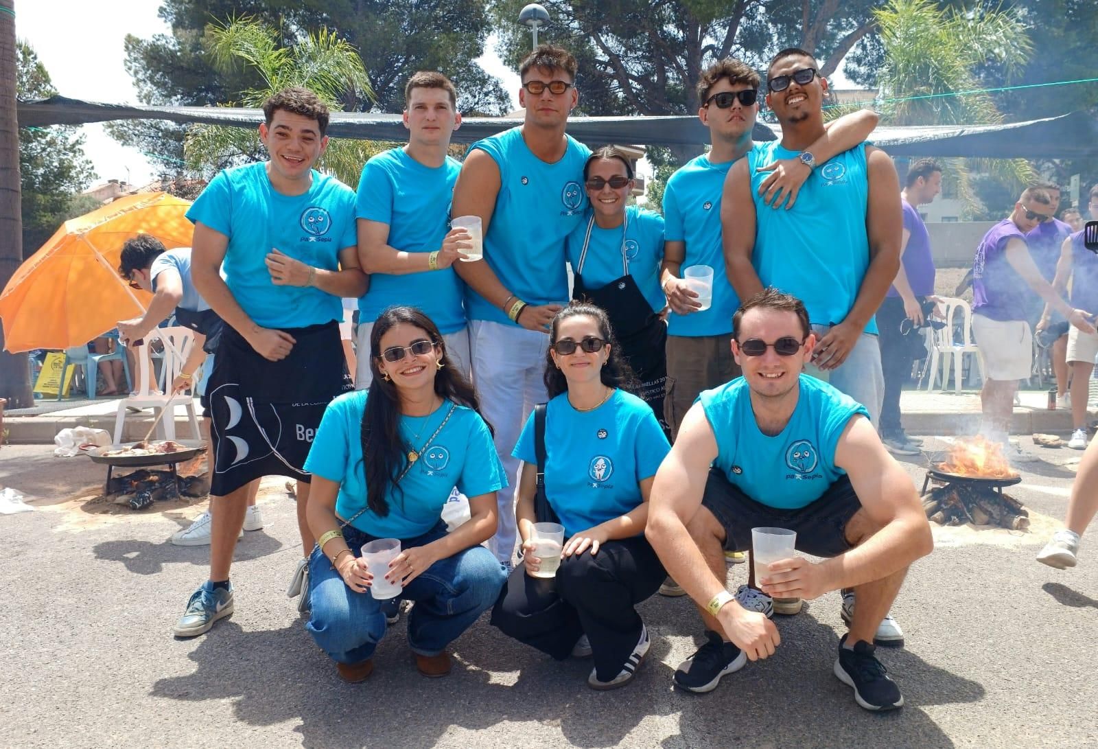 Las imágenes del primer concurso de paellas entre peñas de Benicàssim