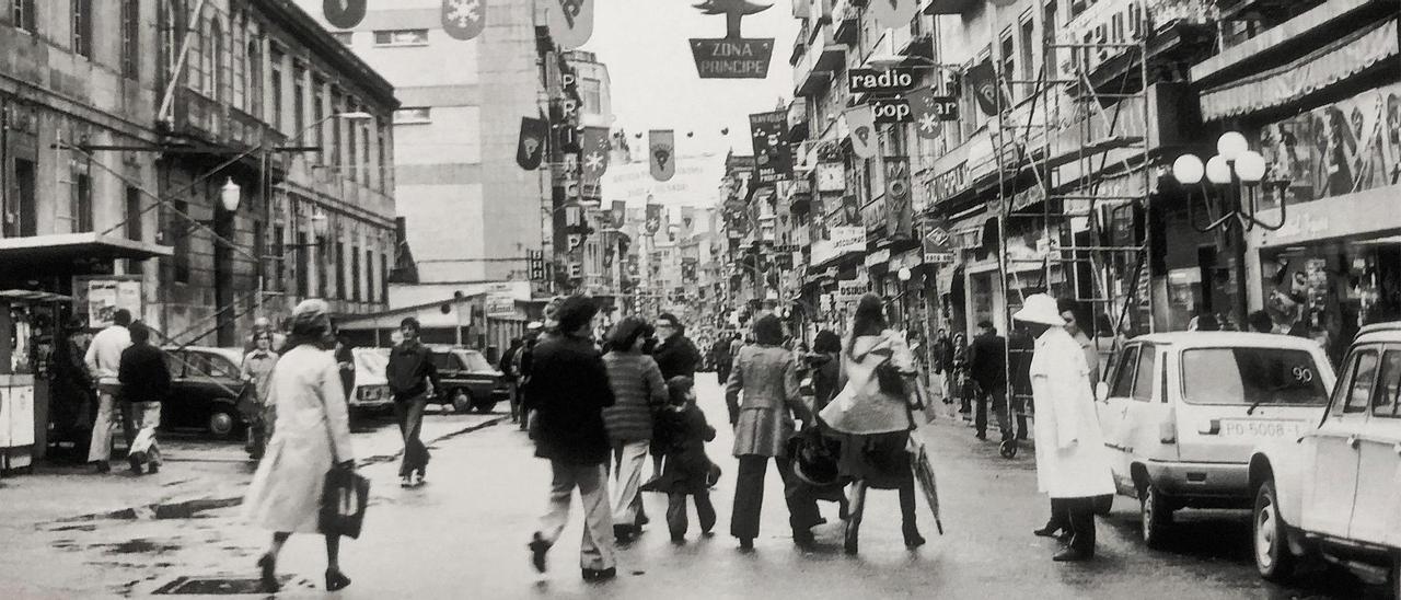 Rúa do Príncipe, en Vigo, no Nadal de 1977.