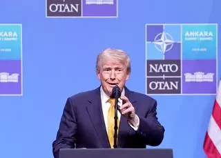 Trump tanca l’aixeta de la IA més poderosa i la Unió Europea prepara el contraatac