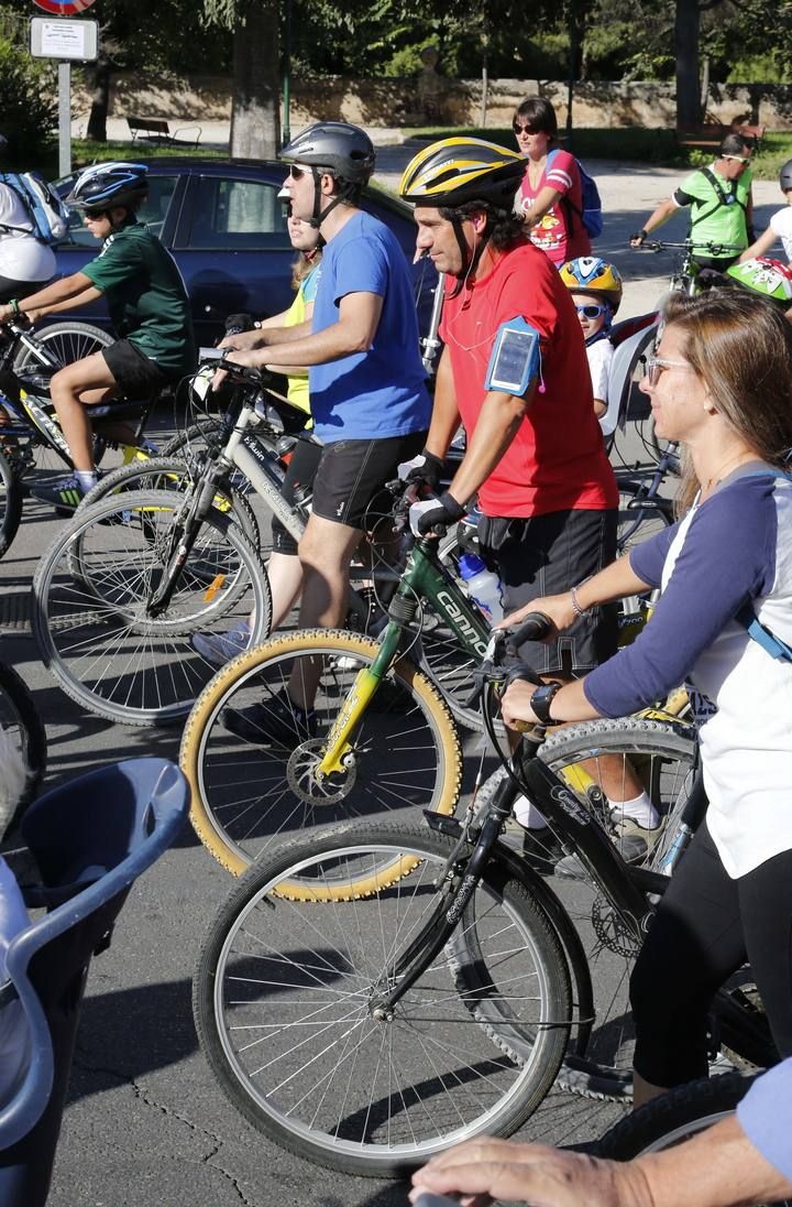 Búscate en nuestra galería del 'Día de la Bicicleta'