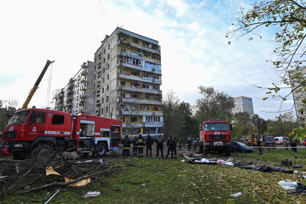 Al menos 12 personas han muerto como resultado del ataque nocturno ruso con misiles contra la ciudad ucraniana de Zaporiyia.