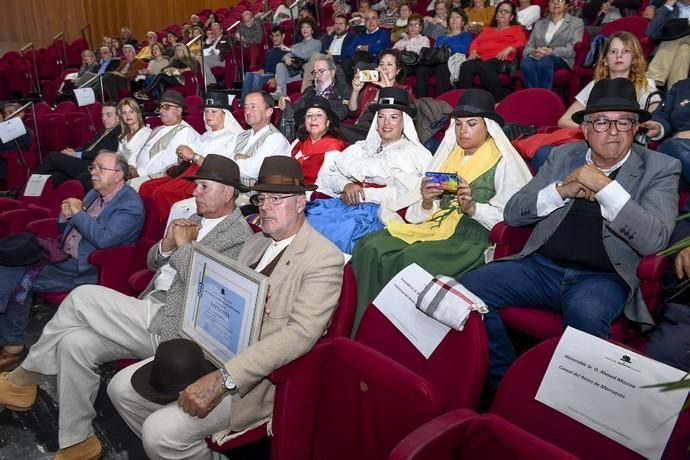 Entrega de los premios Cachorros de Honor