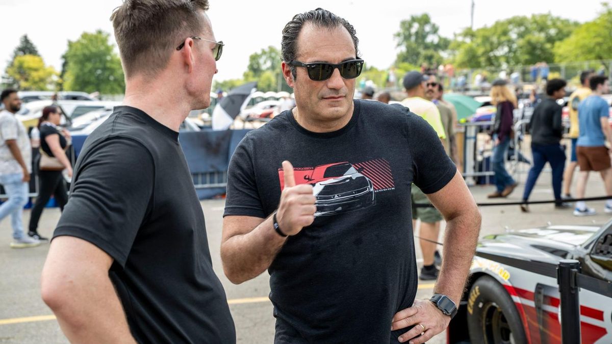 Antonio Filosa, en un acto en Detroit (Estados Unidos)