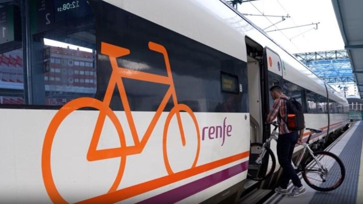 Los viajeros podrán llevar bicicletas sin desmontar en trenes Avant de Renfe