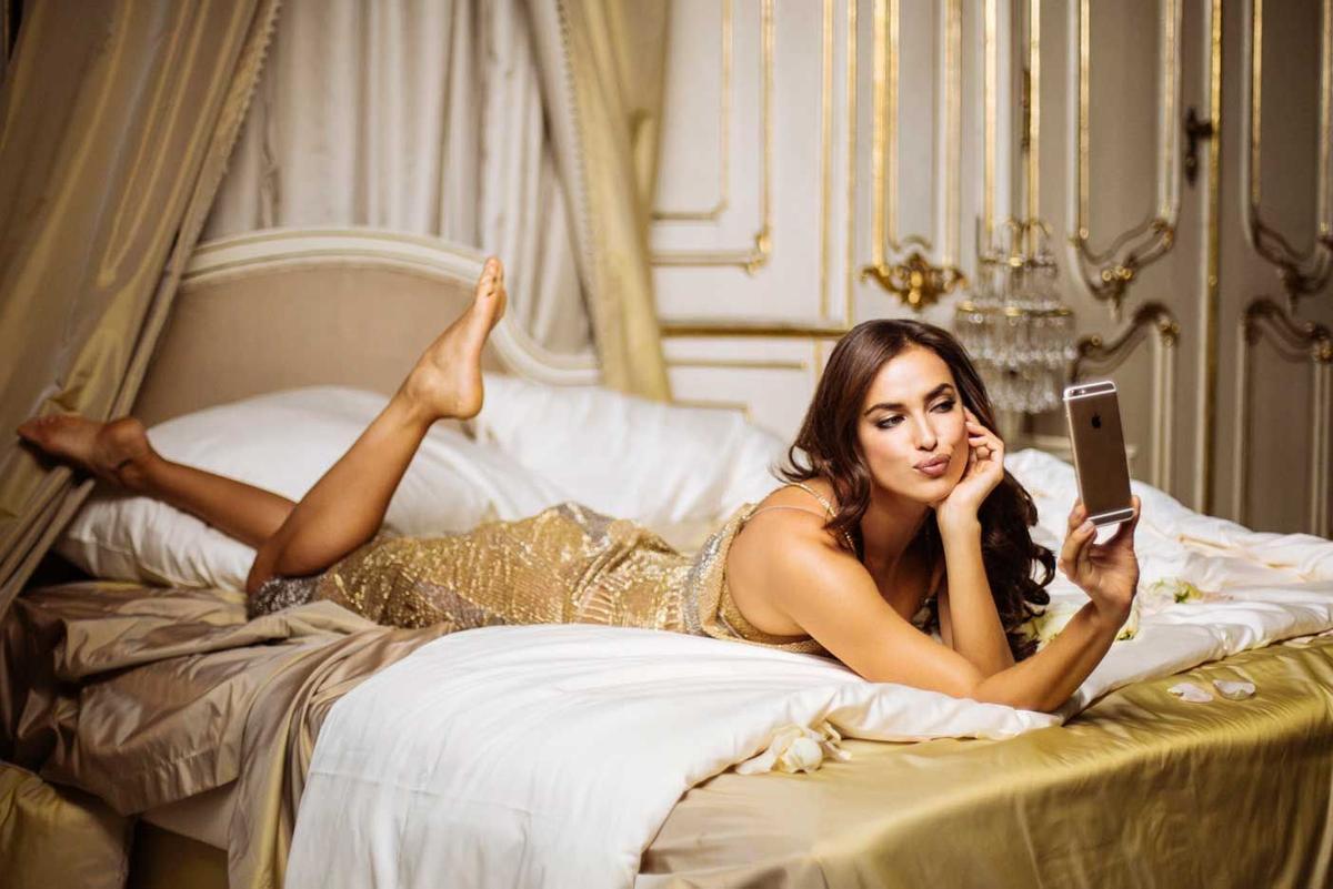 Irina Shayk, explosión de sensualidad para L'Oréal