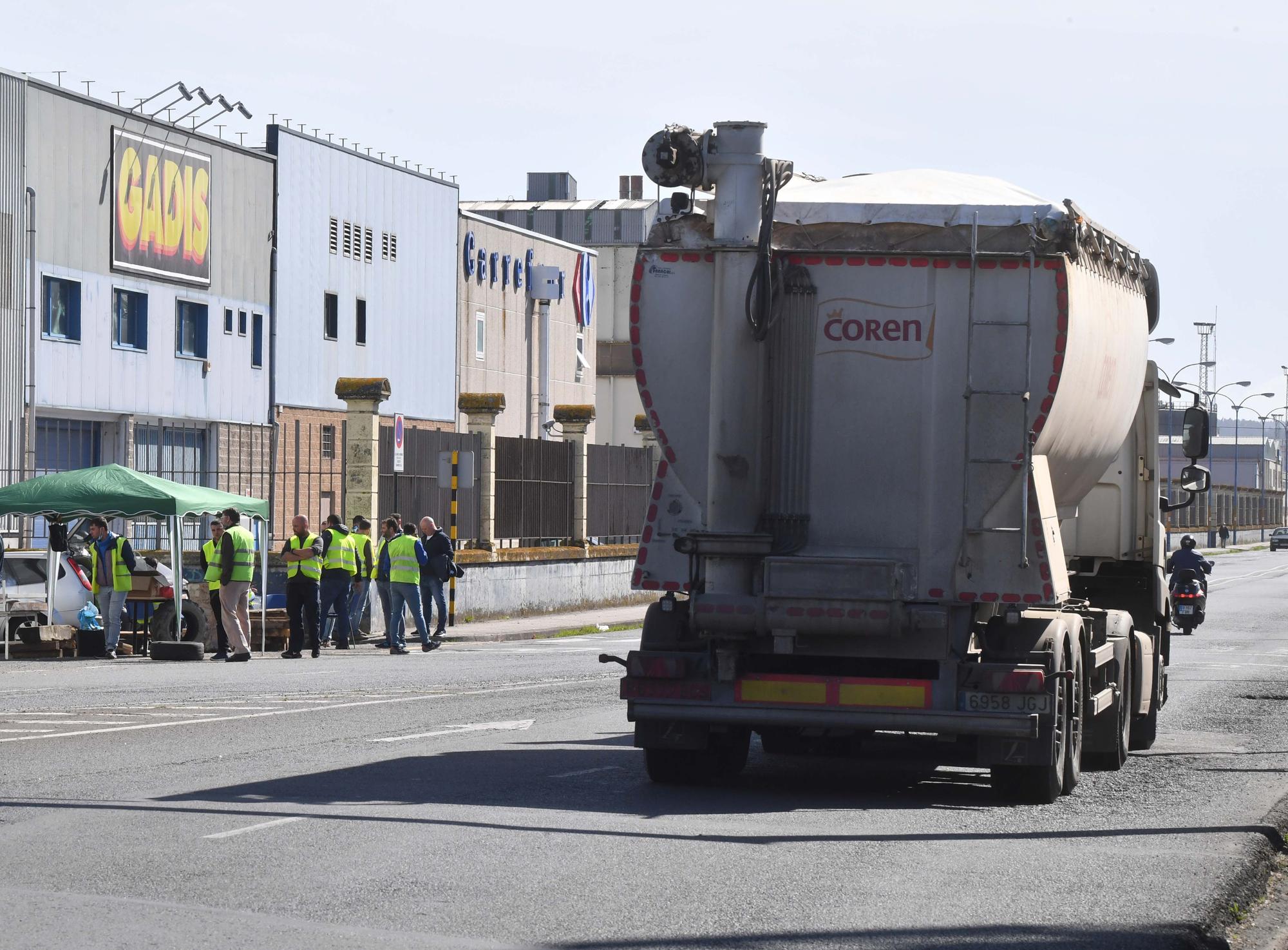 Cuarta jornada de huelga nacional de transporte en A Coruña