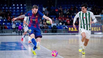 Sergio González, en una acción del partido