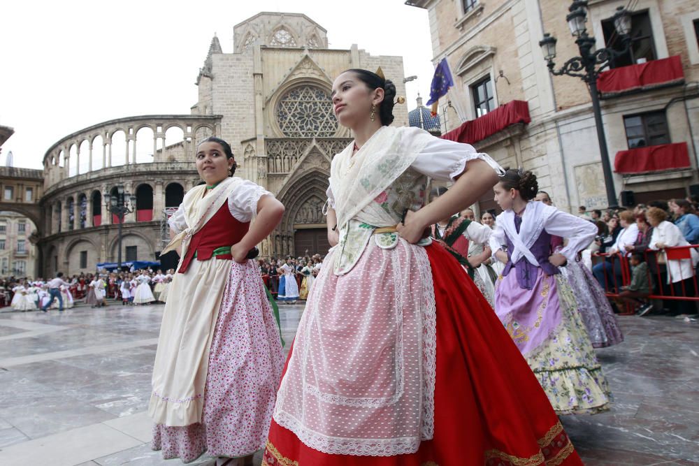 Dansà infantil a la Virgen