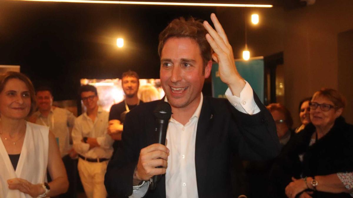 Jordi Masquef, celebrant la victòria la nit electoral.