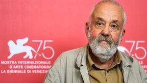 Mike Leigh en el festival de Venecia. 