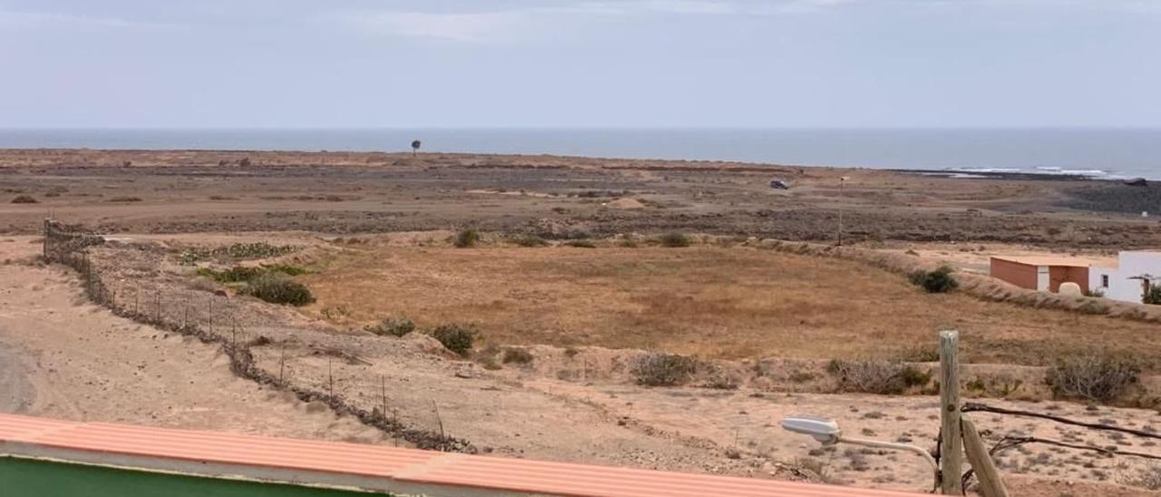 Inversión única en Fuerteventura: Edificio frente al mar en Puerto del Rosario