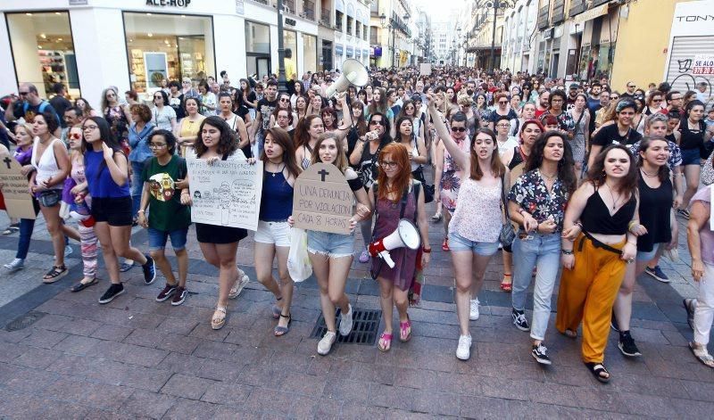 Manifestación contra la puesta en libertad de La Manada en Zaragoza