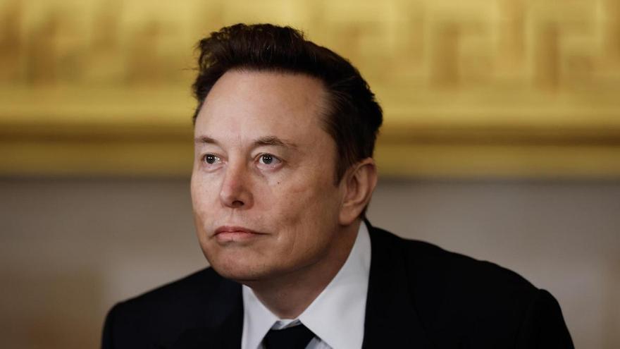 Elon Musk se suma als seus rivals en la crida a frenar el desenvolupament de la intel·ligència artificial
