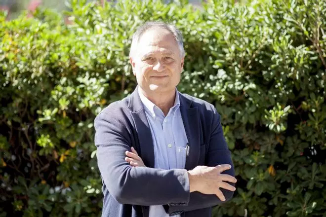 «Hay que saber dejar el relevo, me iré en junio tras 22 años en política»