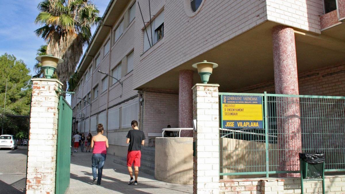 Vinaròs registra el primer positivo entre el personal de un centro educativo