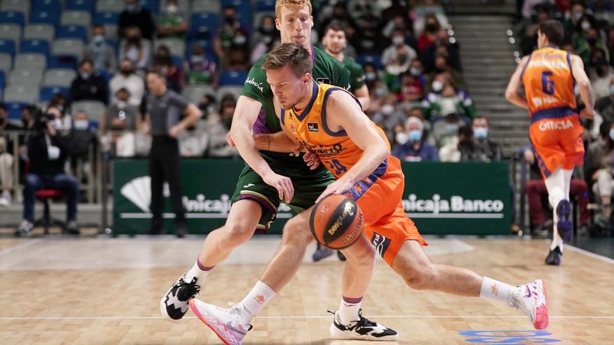 Una tarde en La Fonteta para afianzarse en el top 4