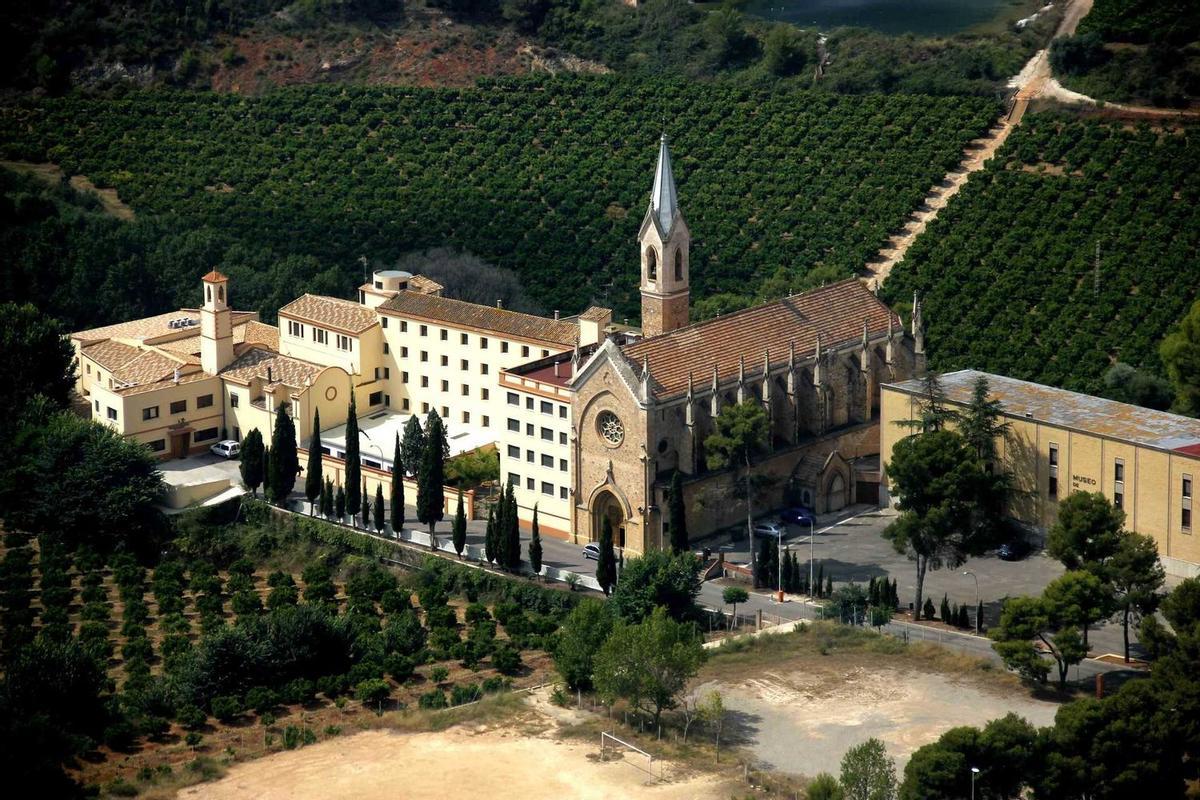 El museo El Carmen de Onda se encuentra situado en el convento que lleva su mismo nombre, siendo propiedad de los frailes carmelitas.