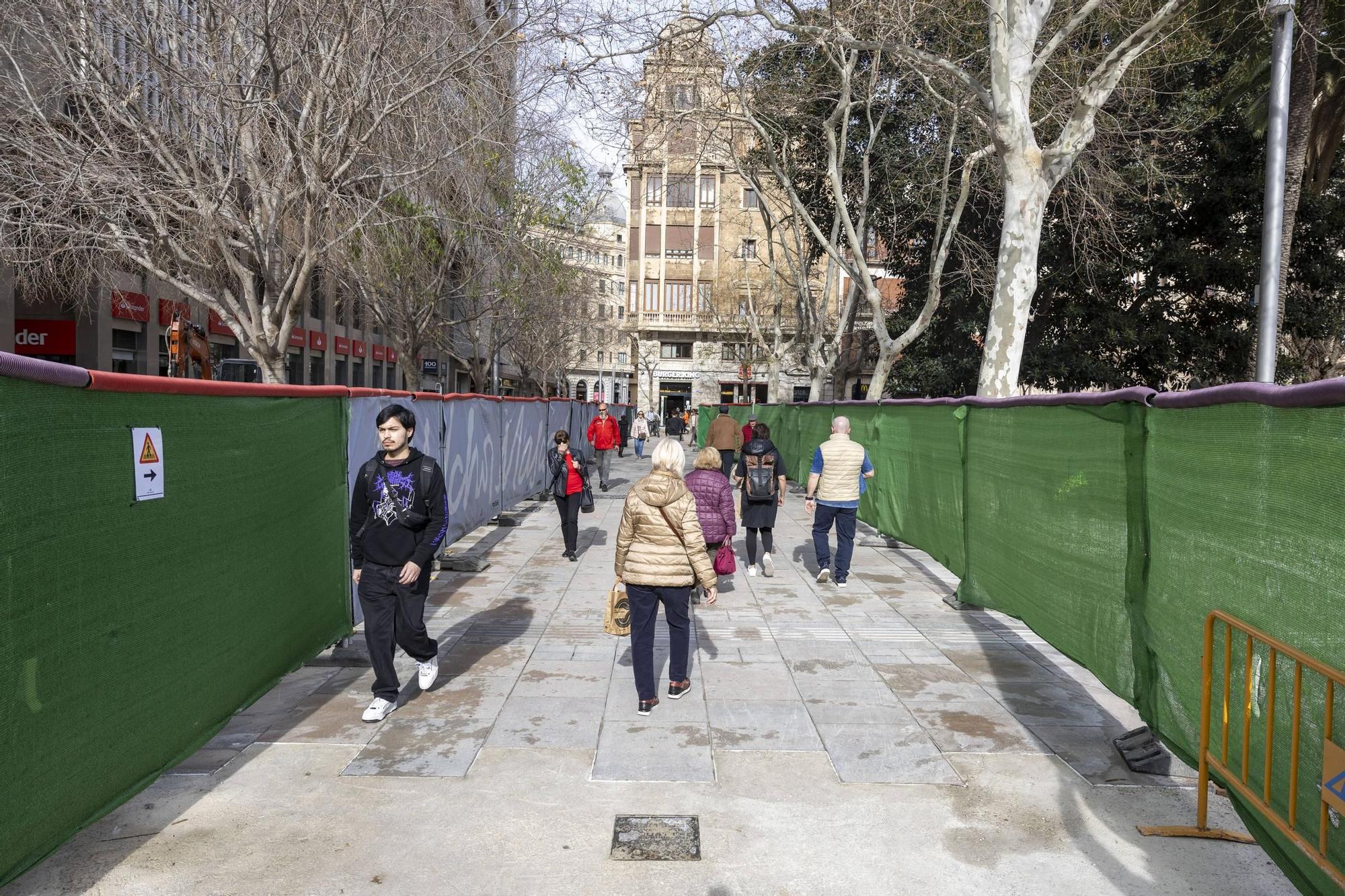 Fotos | La renovada plaza España de Palma