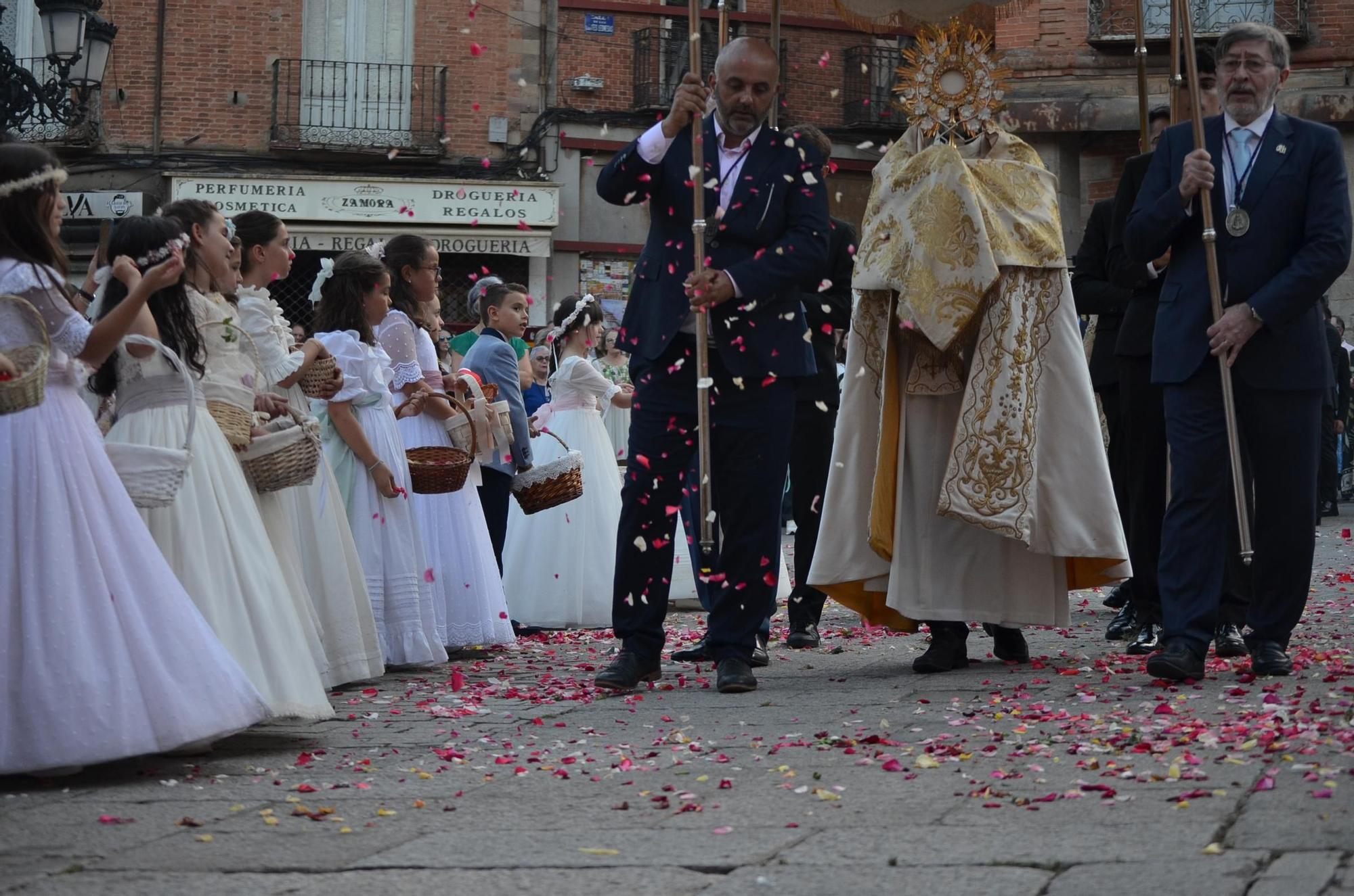 Así ha sido la Procesión del Corpus en Benavente