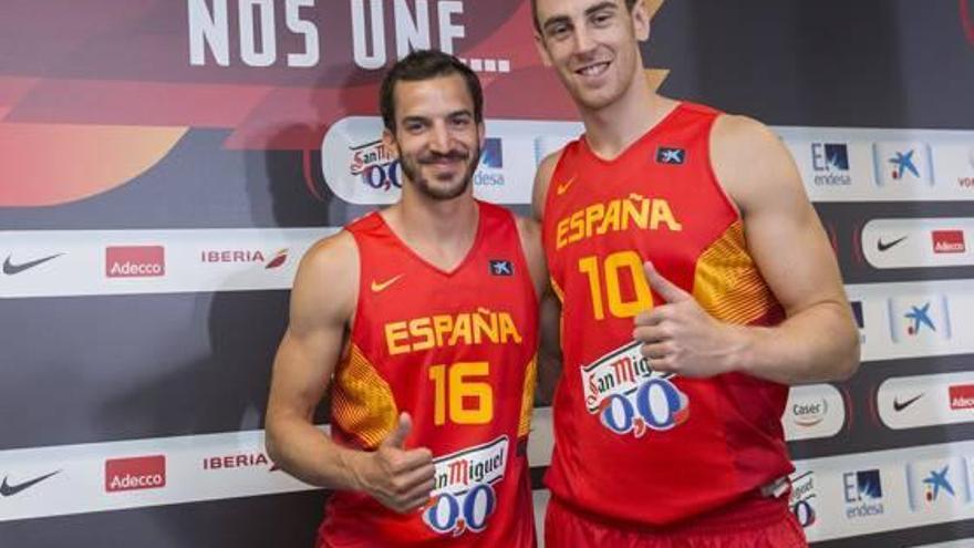 España arranca su Mundial ilusionada con repetir título