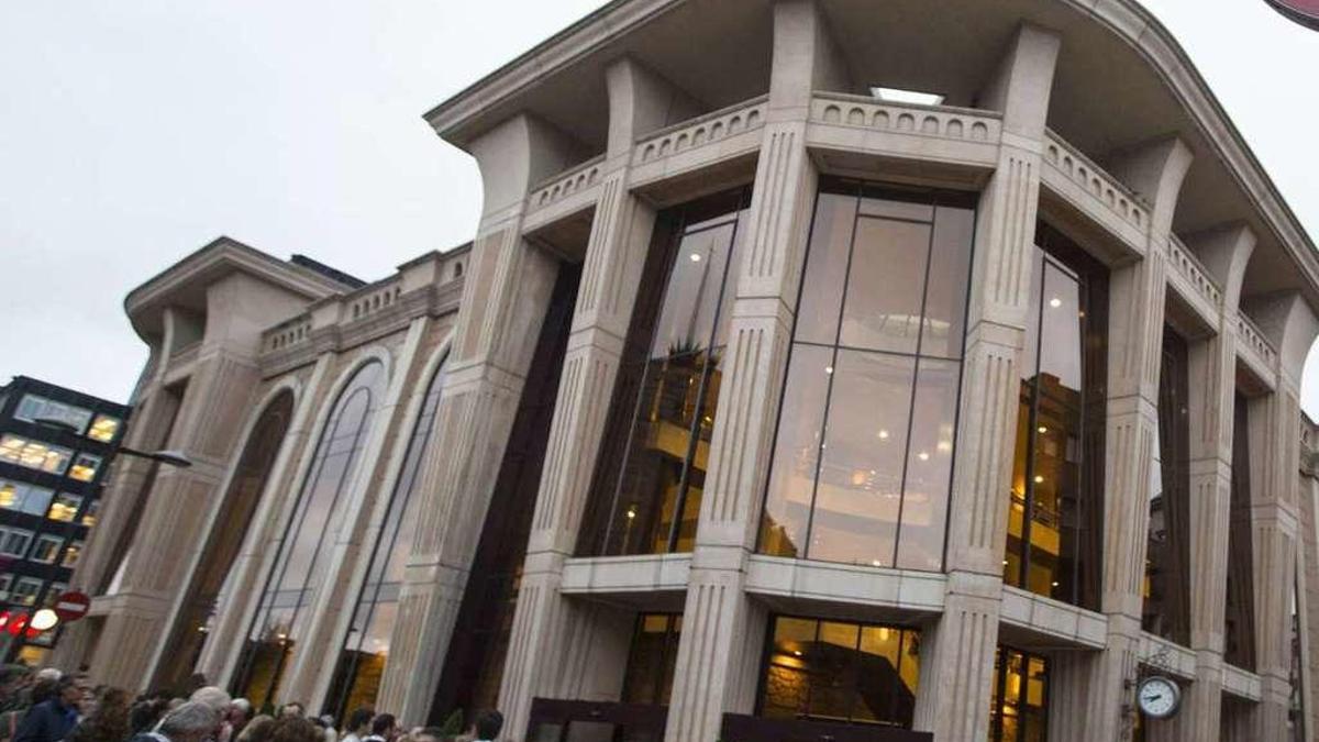 El exterior del auditorio Príncipe Felipe de Oviedo.