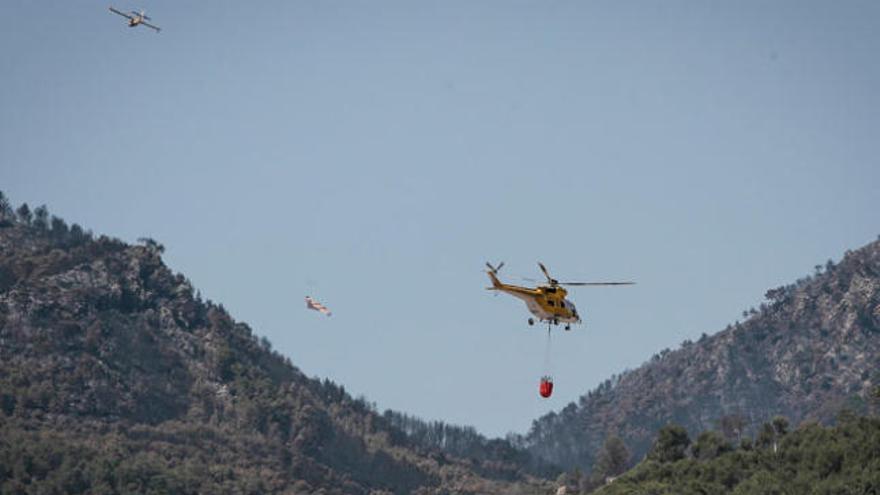 El incendio se adentra en la finca de Galatzó