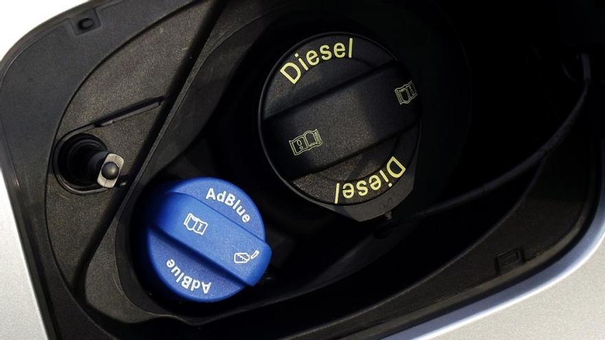 ¿Cuándo hay que rellenar el depósito de AdBlue del coche?