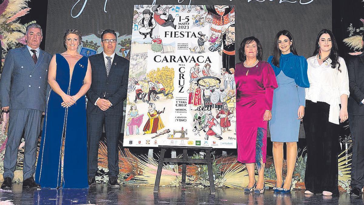 Foto de familia de la Gala Festera, donde se presentó el cartel anunciador de las Fiestas de Caravaca.