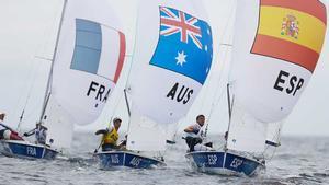 Xammar y Rodríguez, durante la Medal Race de 470