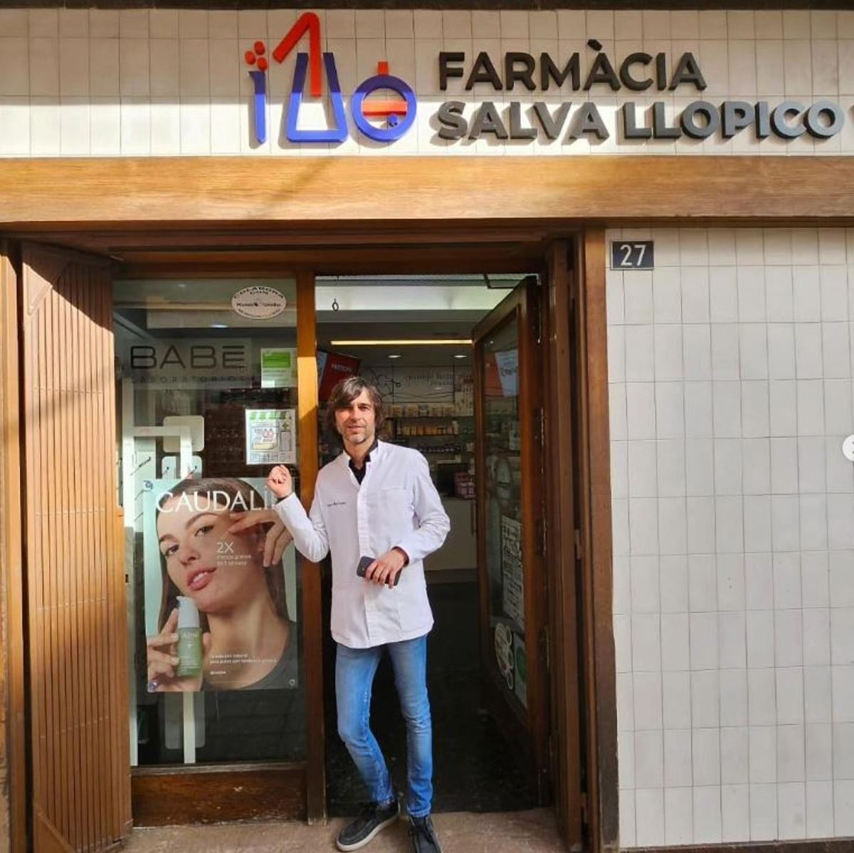 Farmacia con pictograma.