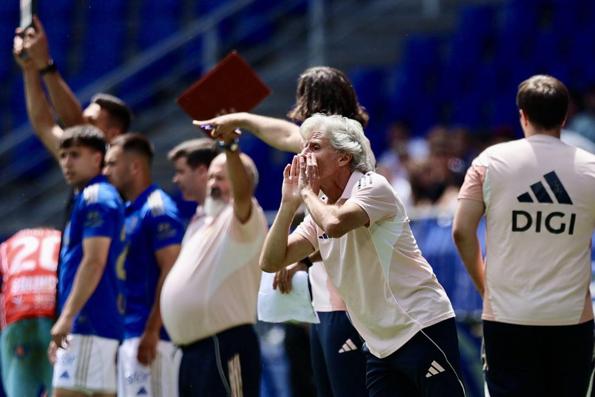 El Vetusta muere en la orilla: el filial del Real Oviedo pierde el ascenso en el Tartiere ante un buen Coria (0-1)