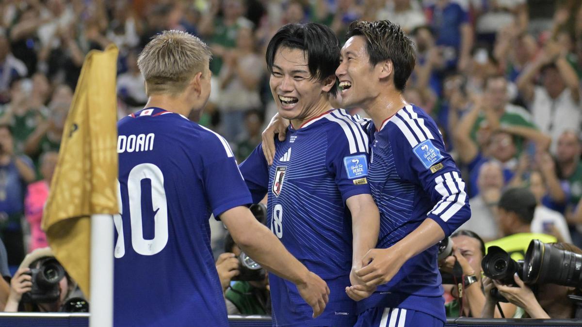 Japón golea a Túnez en el partido 1.000 de la historia de la Copa del Mundo (0-4)