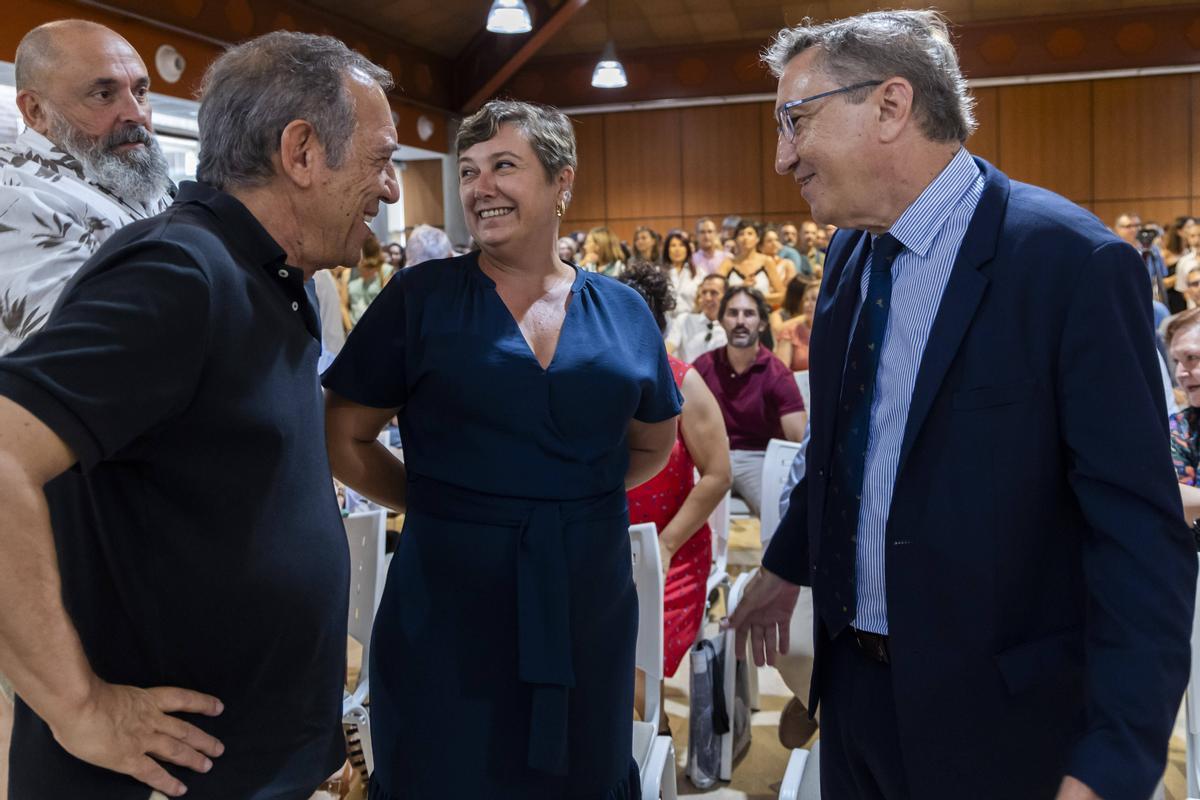 El conseller de Educación José Antonio Rovira (derecha), junto a su predecesora Raquel Tamarit y el exsecretario autonómico Miguel Soler.