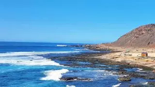 Un surfero de El Confital: "Es una de las zonas más peligrosas de Gran Canaria"