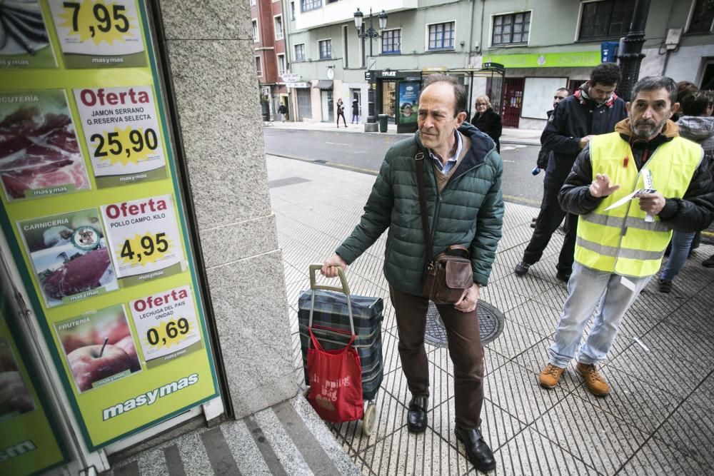 Huelga de los supermercados en Asturias.