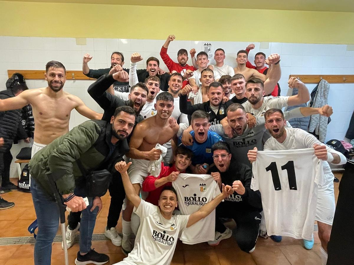 La alegría de la UE Benifairó tras superar a la UD Portuarios Disarp en La Nostra Copa