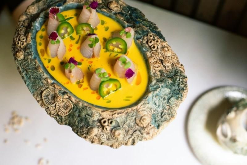 Tiradito Ponzu, una sabrosa mezcla coronada con ají amarillo