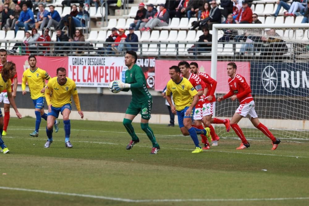 Fútbol: Segunda B - Real Murcia vs Cádiz