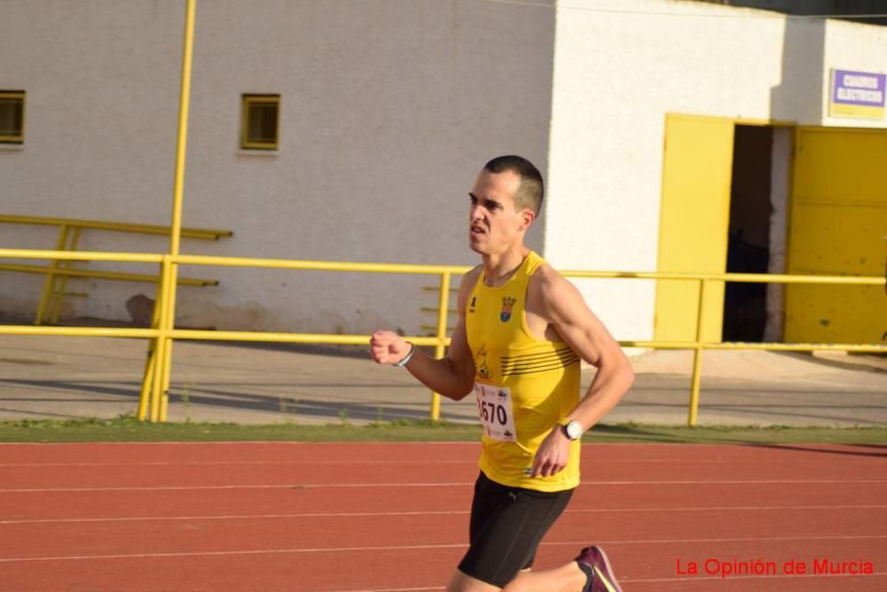 Control federativo de atletismo en Cartagena