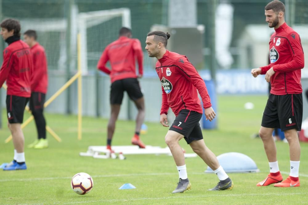 Últimos preparativos para el partido de ida de la final del playoff de ascenso