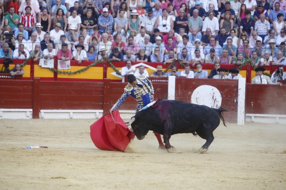 José Tomás y Manzanares salen por la puerta grande