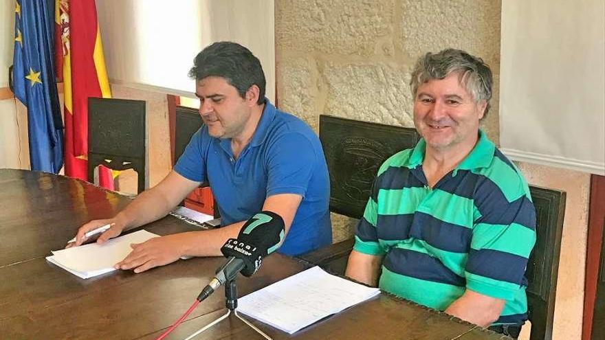 Agis y Barreiro, en la rueda de prensa de ayer. // S.A.