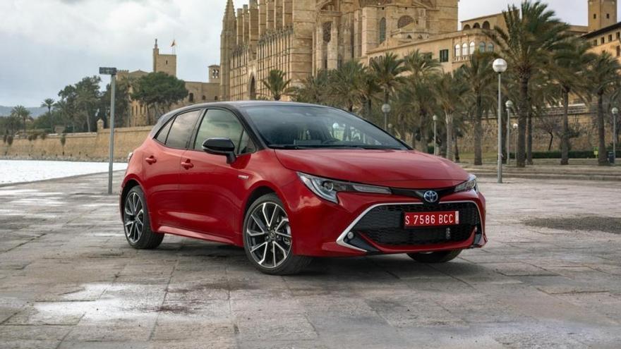 Nuevo Toyota Corolla 180H 2.0 Dynamic Force: Deportividad híbrida