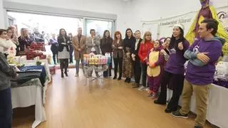 El Mercadillo Solidario de Alinur celebra 35 años de inclusión con una jornada llena de ilusión