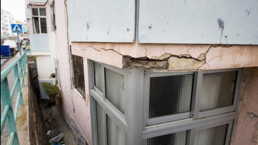 Rehoyas-Arapiles advierte del peligro de algunas casas y apela al consenso para empezar ya la reconstrucción