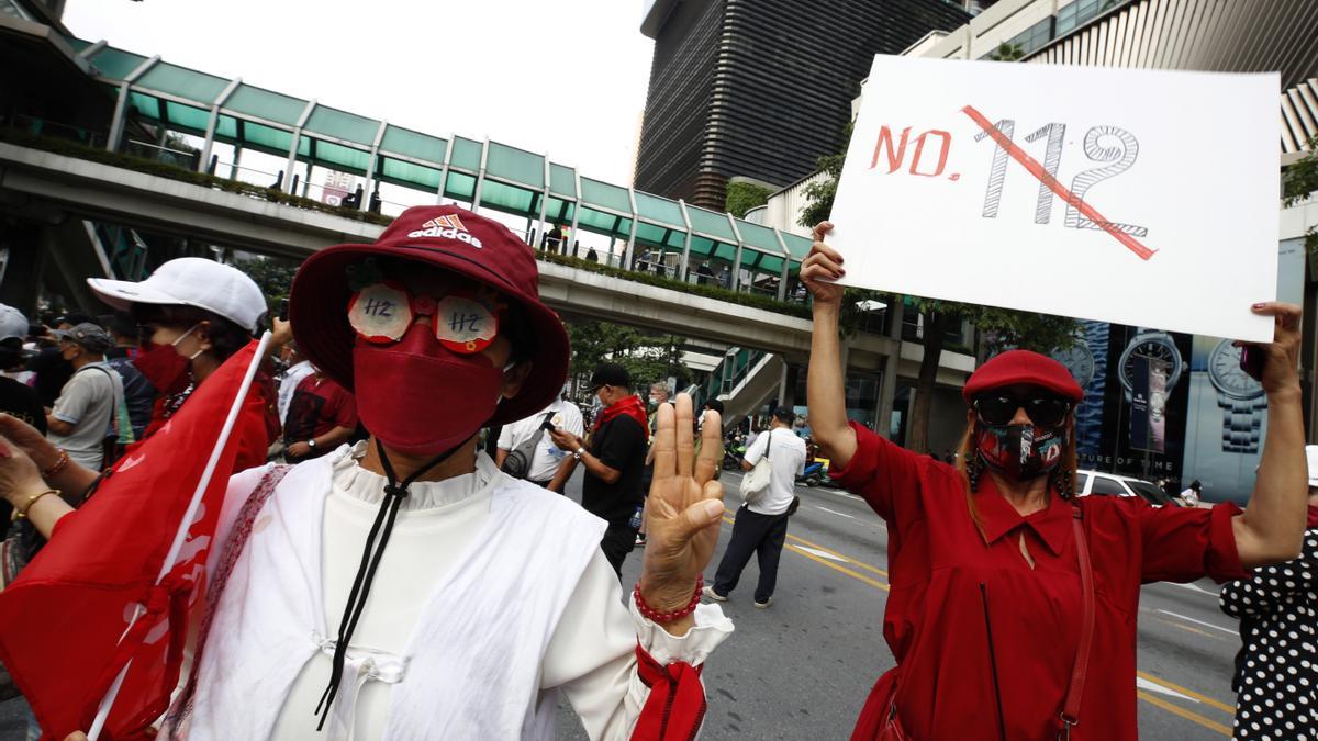 Manifestantes en las calles de Bangkok