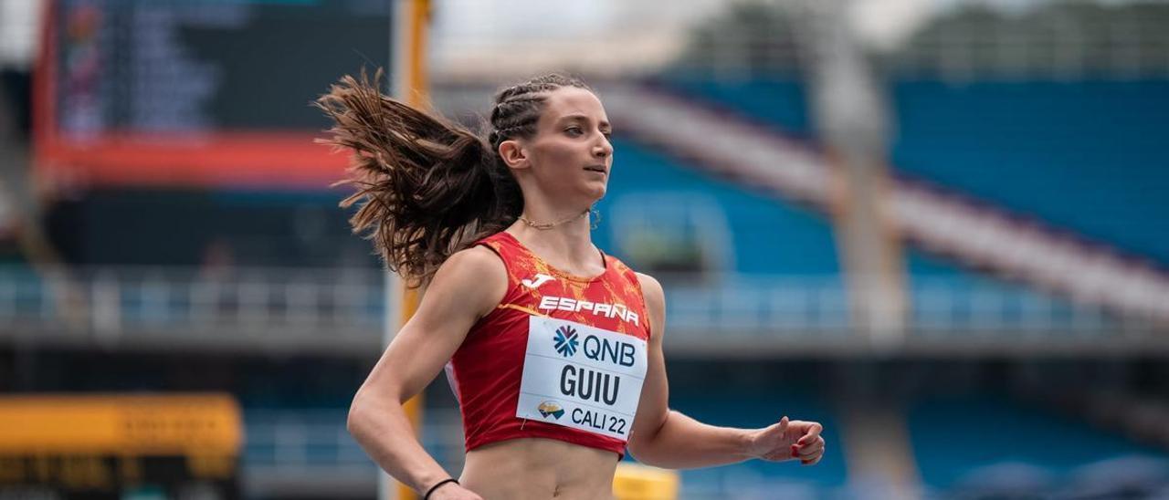 La aragonesa Elena Guiu durante la final de los 100 metros en el Mundial sub-20 de Cali en Colombia.