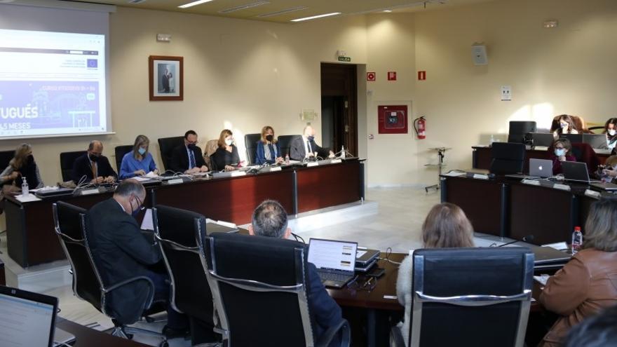 Reunión del consejo de gobierno de la Universidad de Córdoba, este viernes.