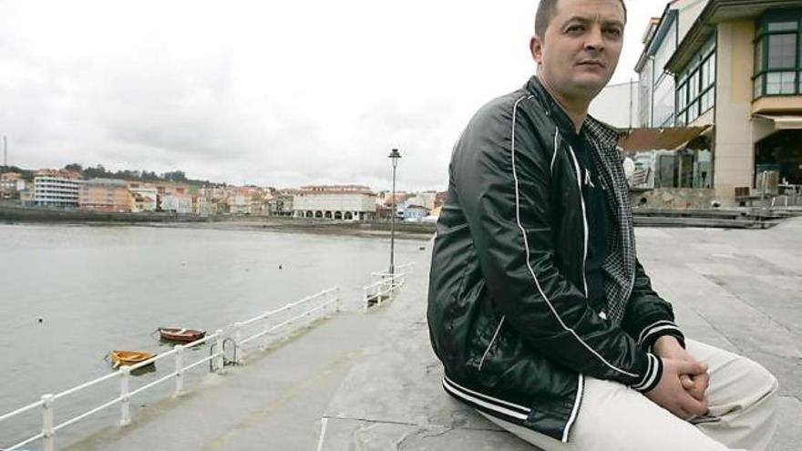 Marius Roberto Stan Neagu, ayer, en el puerto de Luanco.