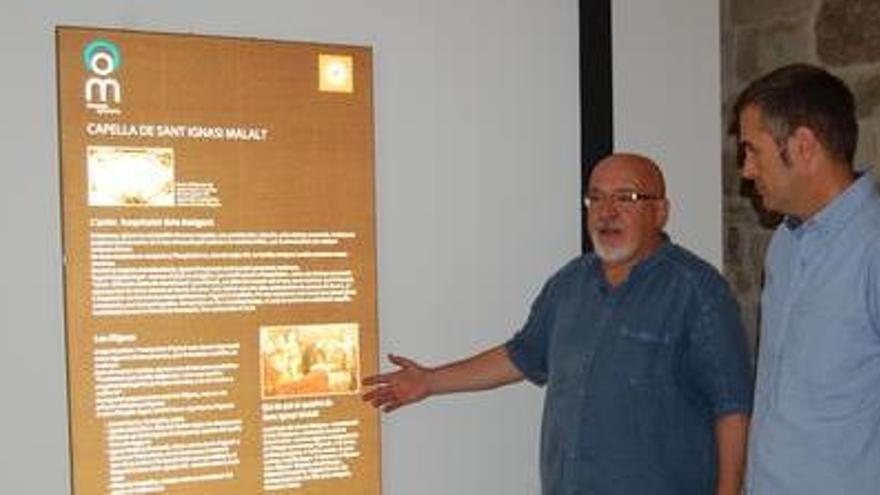 El regidor de Cultura i Turisme, Joan Calmet, i el consultor de Catemocions, Josep Huguet, han presentat les actuacions